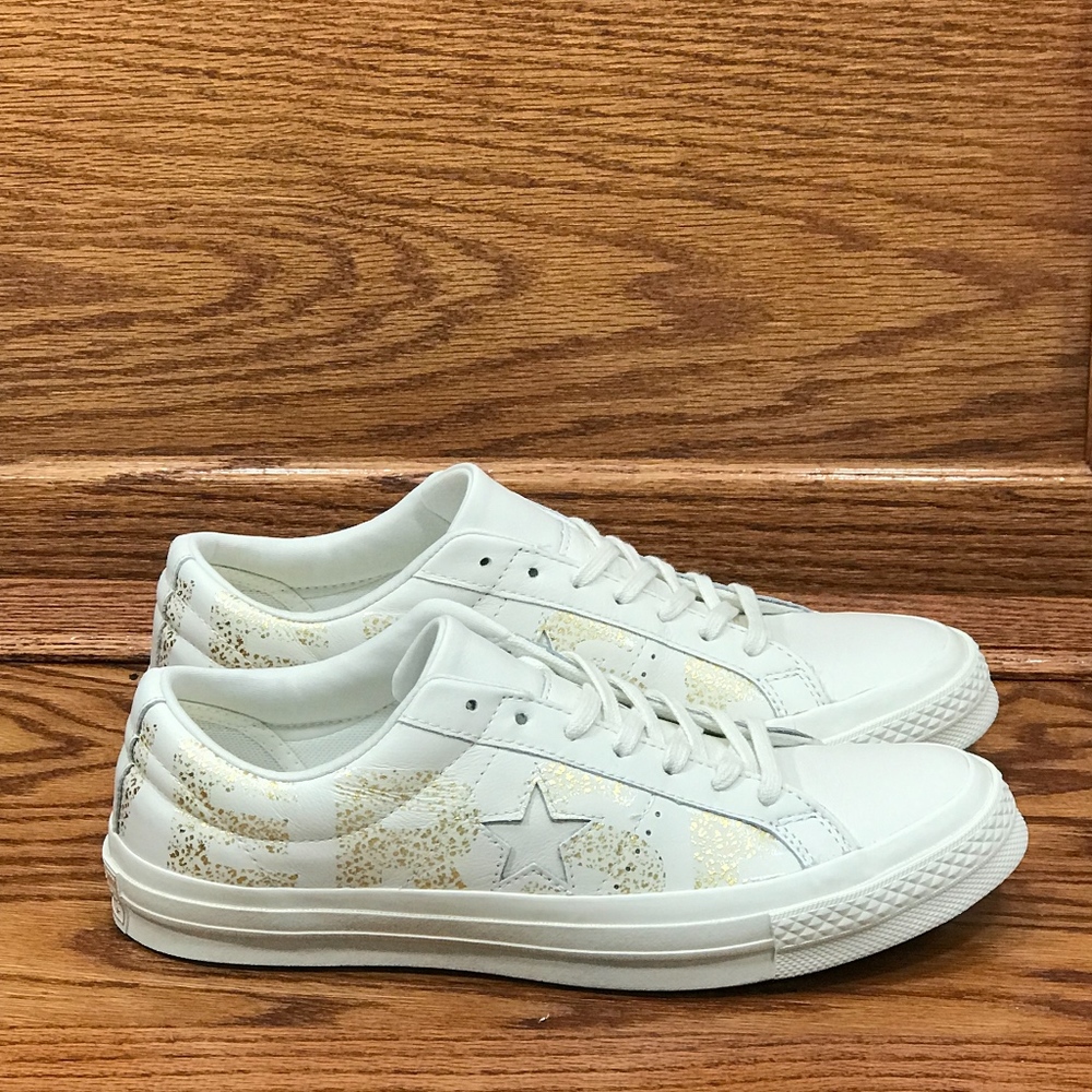 Converse One Star Ox Egret Gold Shoes - Picture 2 of 8
